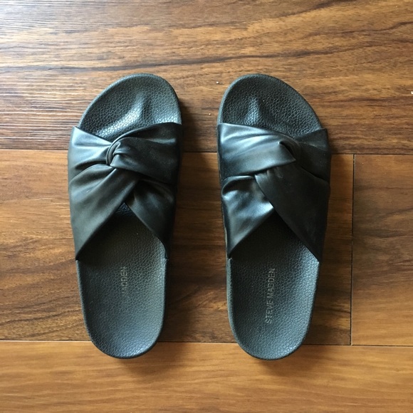 Steve Madden Shoes - Steve Madden Black Slip on Sandals Size 7